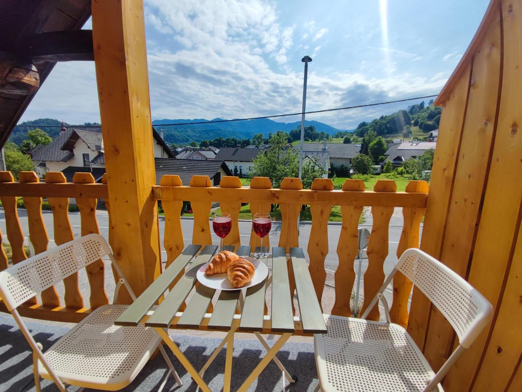 Slovenian House Mira Zgornje Gorje Esterno foto